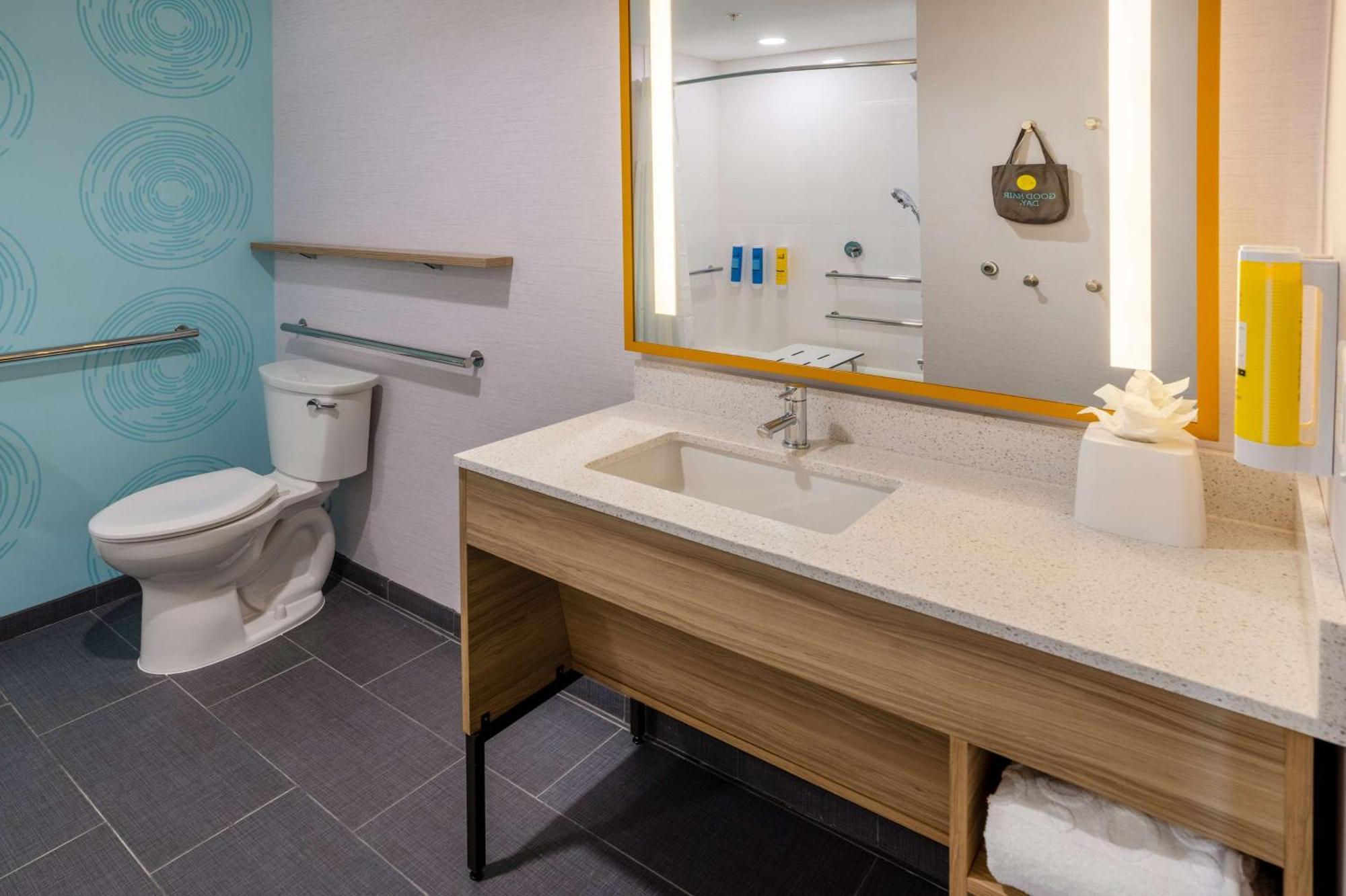 Tru By Hilton Pensacola Airport Medical Center Hotell Eksteriør bilde